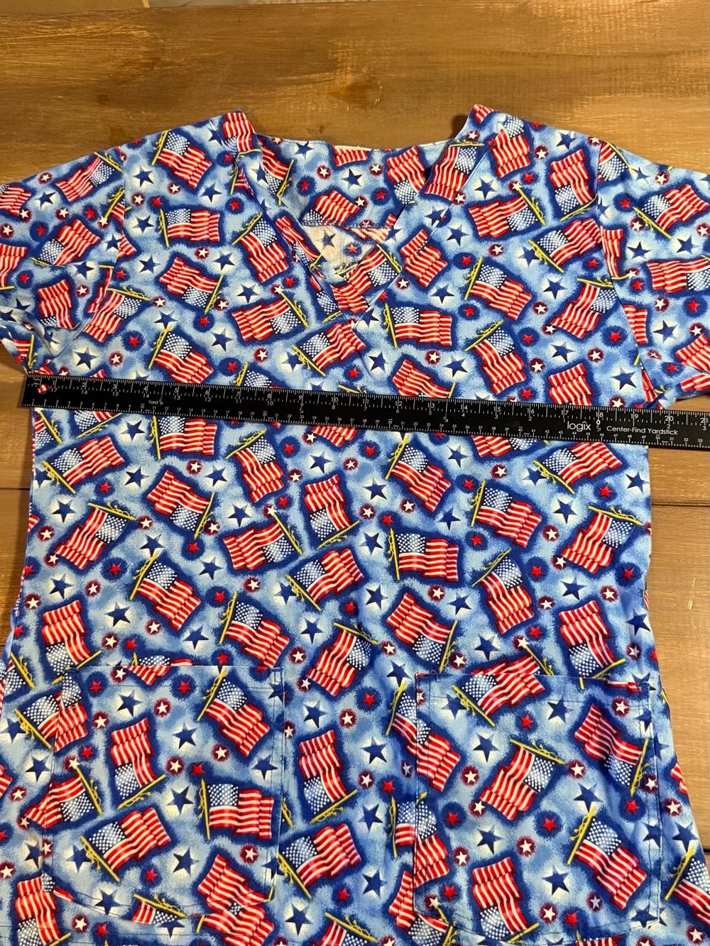 UA Scrubs Patriotic American Flag Print Scrub Top USA Holiday Nurse Small Medium - Picture 8 of 10